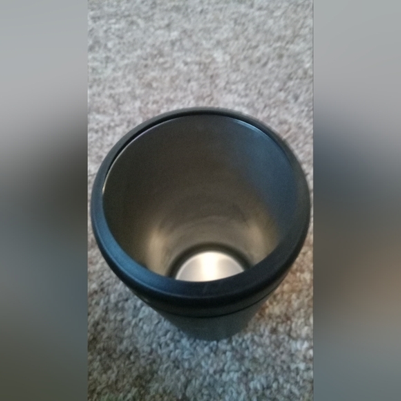 YETI fun drink cooler - Picture 2 of 2